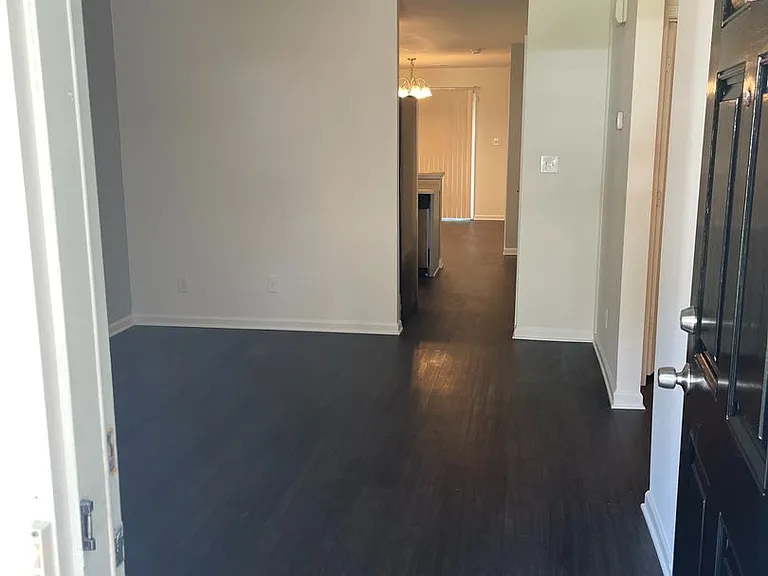 913 Tennyson Dr — Photo 19