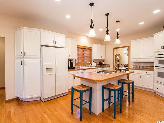 3rd image of 2717 Arbor Hills Dr