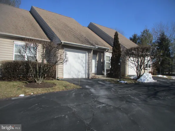 962 Freedom Ct #32, Lansdale, PA 19446