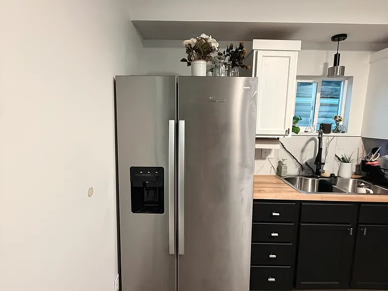 2425 N Olney St #1 — Photo 4