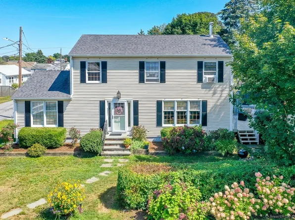 4 Chartier Avenue, Old Saybrook, CT 06475