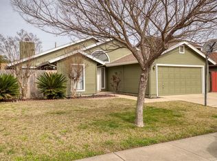 2421 Saddlehorn Ln, Modesto, CA 95355