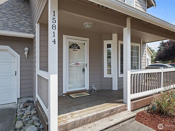 3rd image of 15814 90th Avenue SE