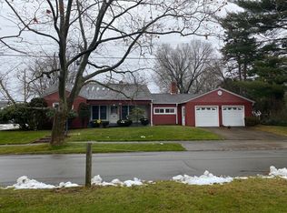 800 Adams Ave, Ellwood City, PA 16117