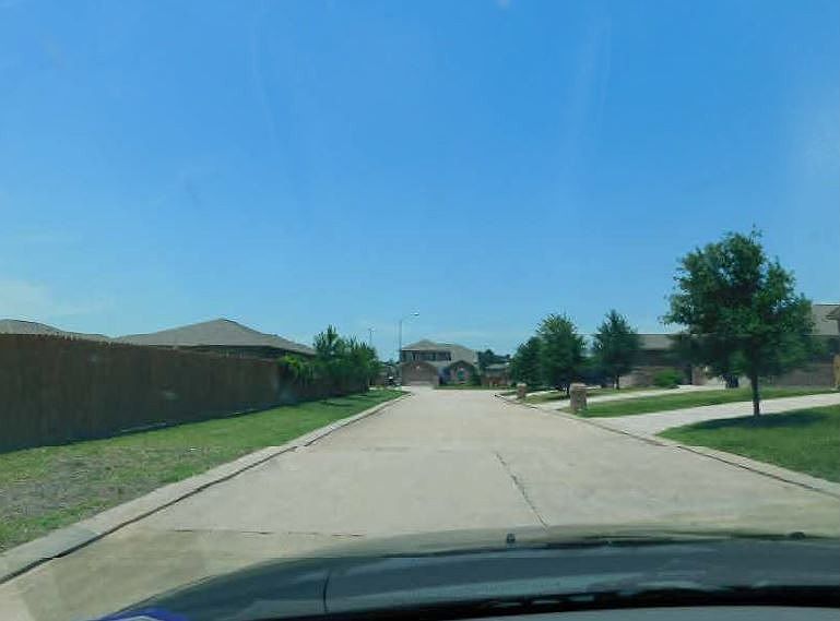 2nd image of 38110 N Sweetwater Cir