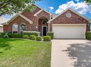 325 El Rio Dr, Mesquite, TX 75150