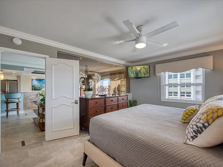 17400 Gulf Blvd #J9 — Photo 31