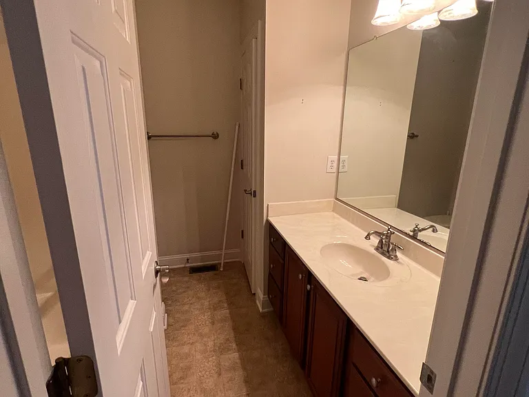 4642 Center Rock Ct — Photo 14