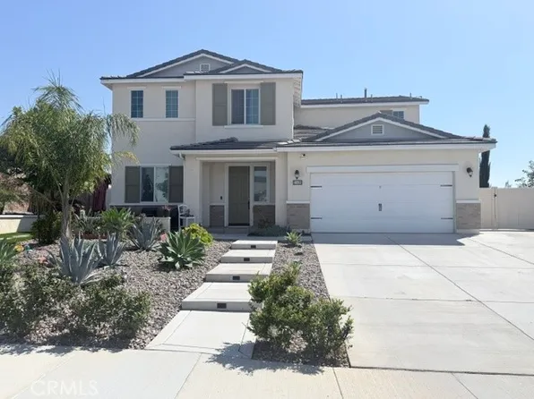 31409 Darlington Oak Dr, Winchester, CA 92596