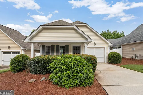 196 Highland Falls Dr Photo 1