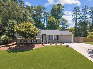 472 Barnesdale Dr, Marietta, GA 30068