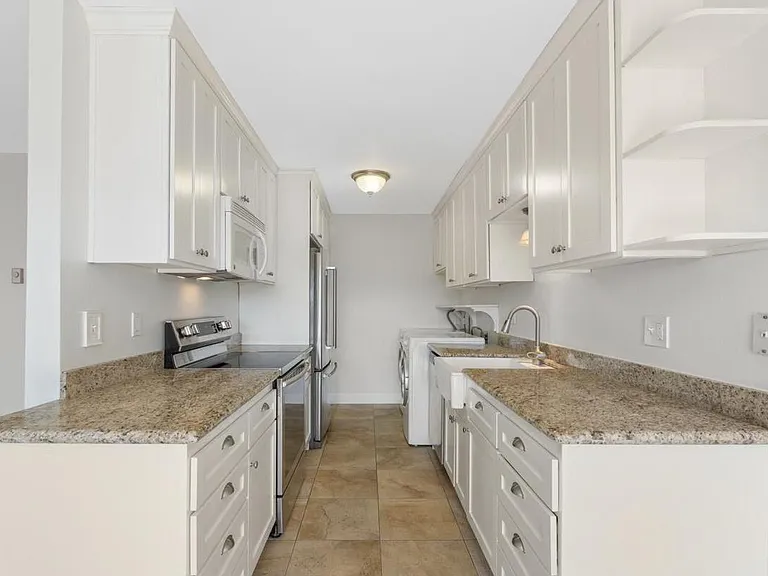 4230 Camino Ticino — Photo 4