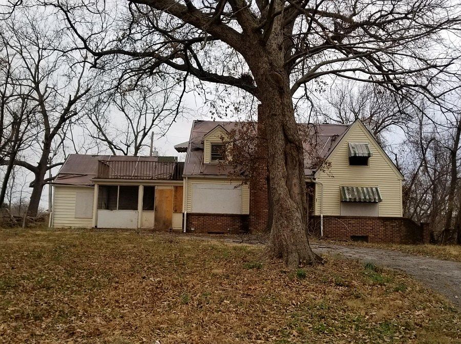 1st image of 5528 Norton Ave