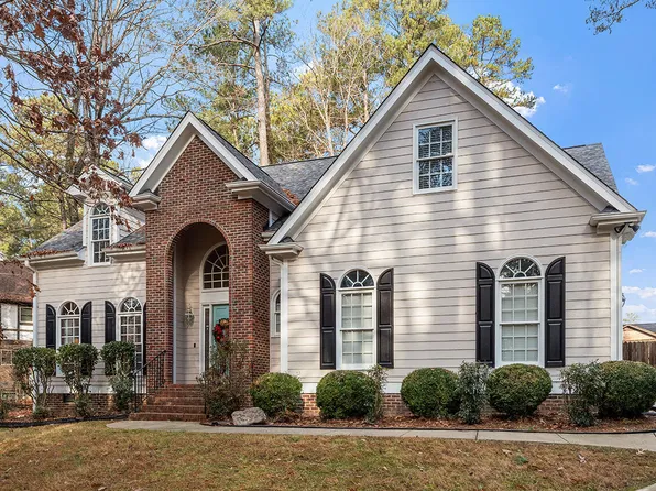 2306 Strawberry Ln, Durham, NC 27712