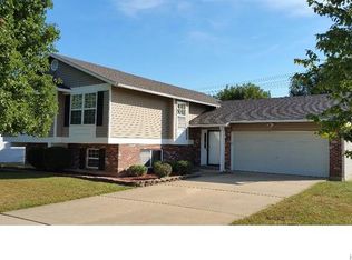 6362 Long Timber Dr, O'Fallon, MO 63368