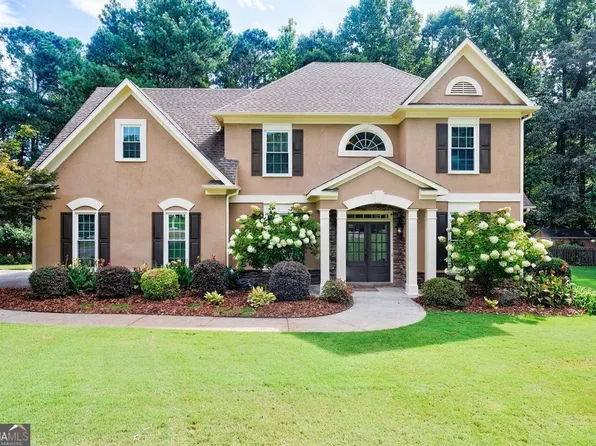 6705 Fox Creek Dr, Cumming, GA 30040