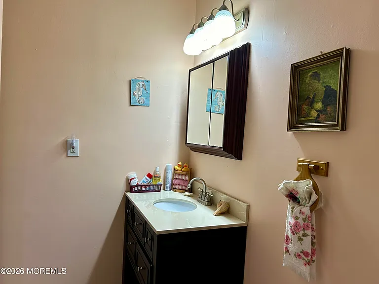 67 Snug Harbor Ave — Photo 14