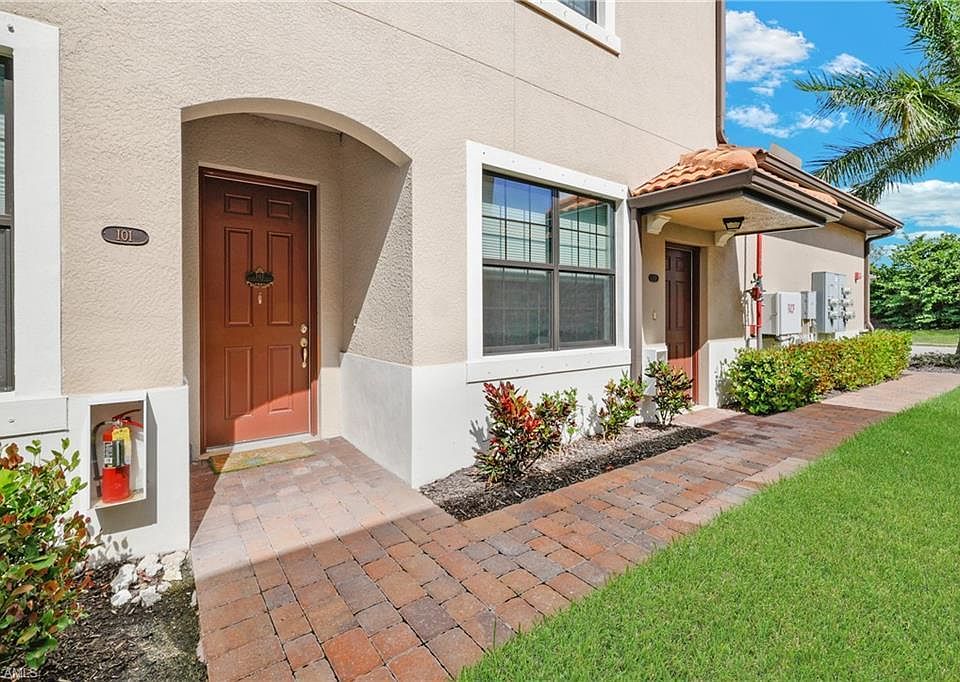 1st image of 26205 Palace Ln