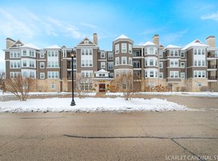 149 W Kennedy Ln UNIT 401, Hinsdale, IL 60521