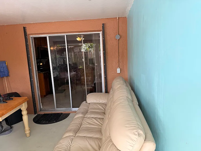 6082 Wauconda Way E — Photo 22