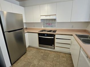 7700 Saint Albans Rd #117, Richmond, BC V6Y3Y4