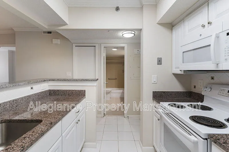 1 bed, 1.0 bath, 668 sqft, $1,750 — Photo 4