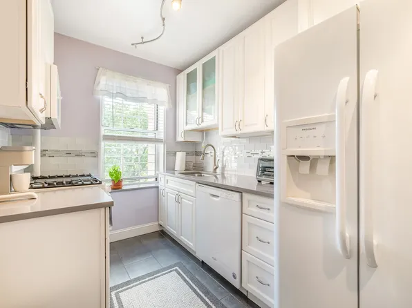 30-31 Hobart Street image 6 of 22