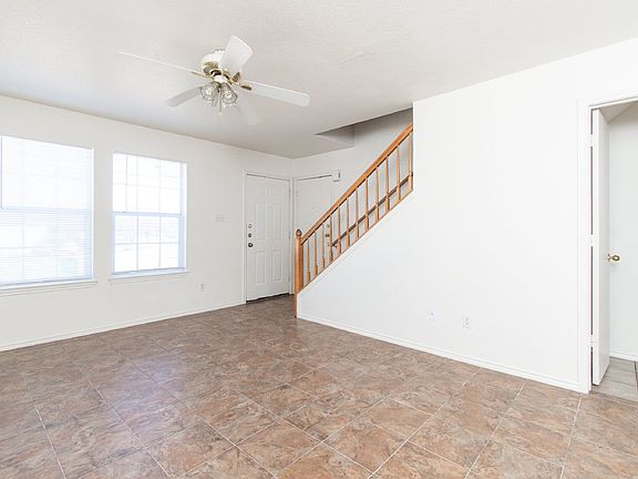 4th image of 2310 Wildewood Dr Unit B