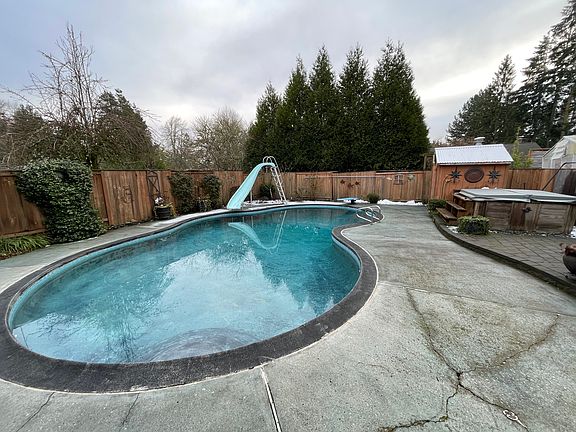 4th image of 4850 NW Neskowin Ave