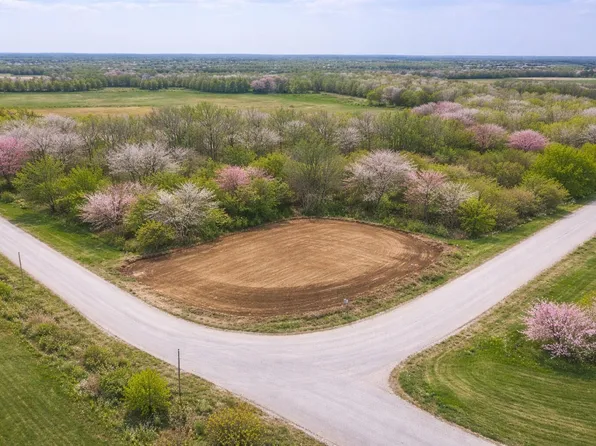 33234 Old Portland Rd, Adel, IA 50003