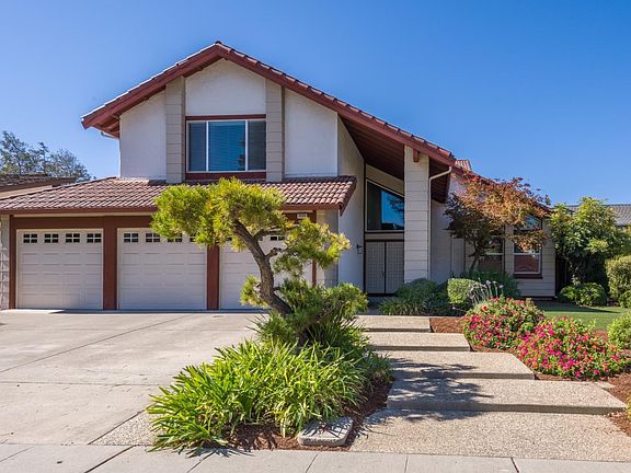 2nd image of 1639 Mariani Dr