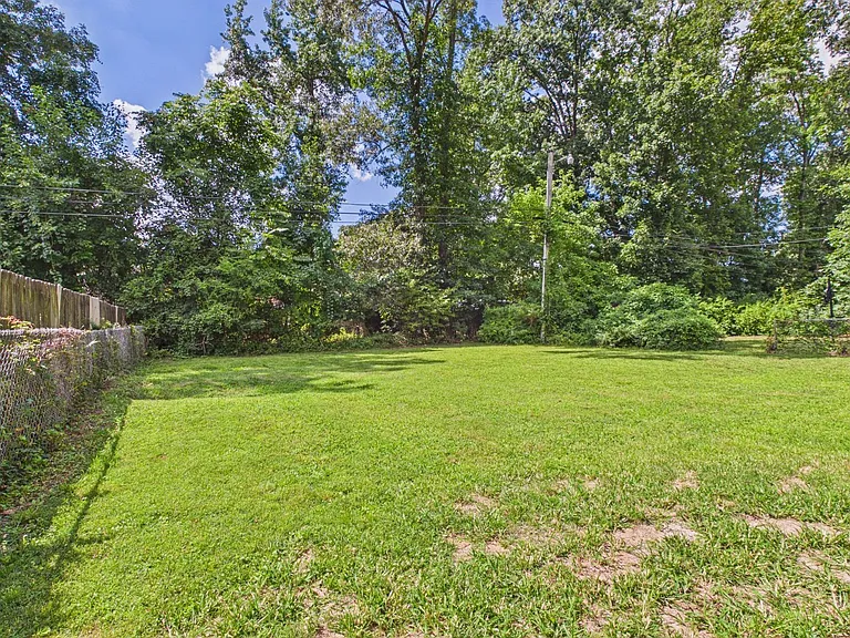 622 Fayette Ave — Photo 21