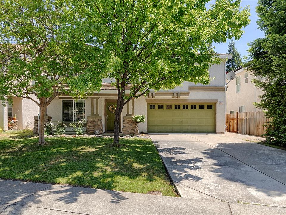 1st image of 2149 Arnold Dr