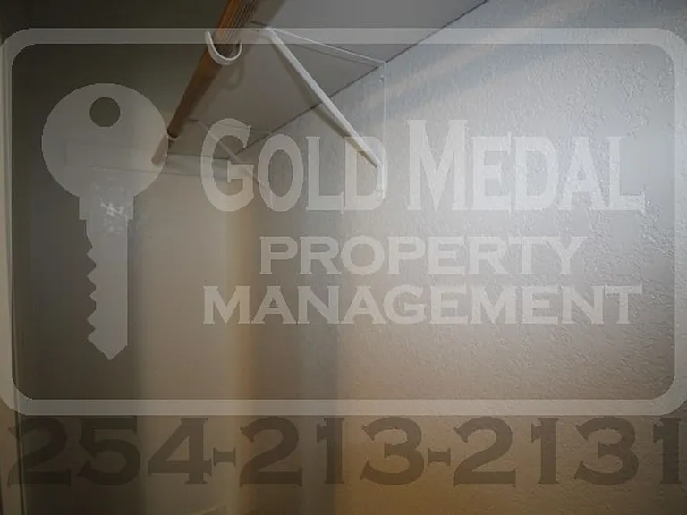 1520 Shoshoni Trl — Photo 21