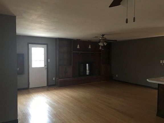 4th image of 421 NW 56th St