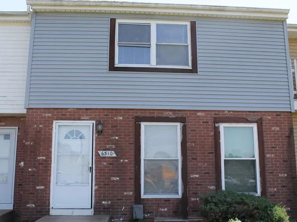 6510 E 128th St, Grandview, MO 64030