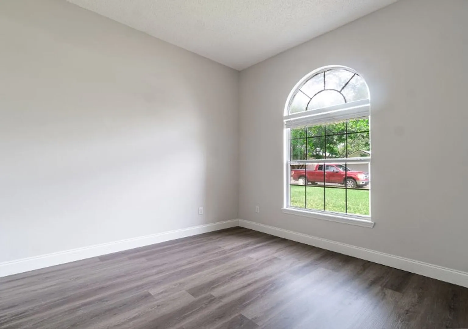 Julington Creek Jewel — Photo 3