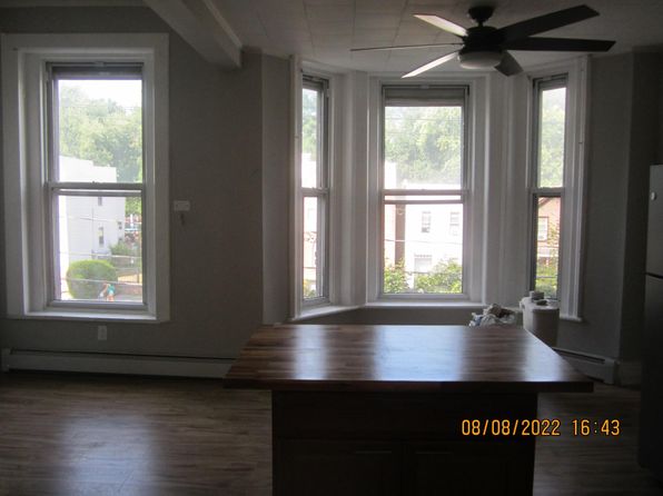 (undisclosed Address)