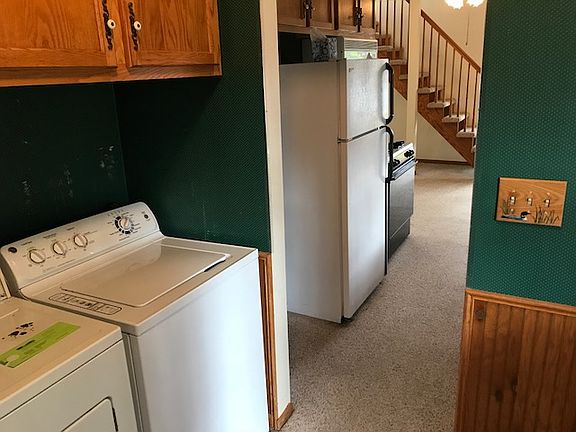 Laundry just by the front do