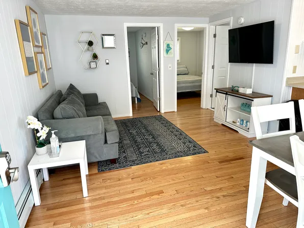 70 E Grand Ave, Old Orchard Beach, ME