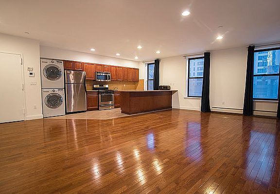 5th image of 120 Cedar St APT 2b