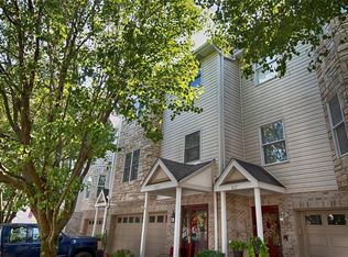 605 Imperial Dr, Imperial, PA 15126