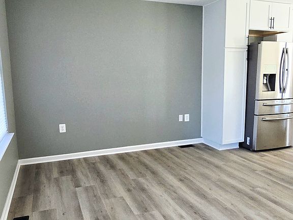 4th image of 120 Ranson Estates Cir