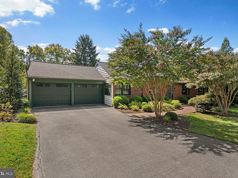 1st image of 12928 Circle Dr