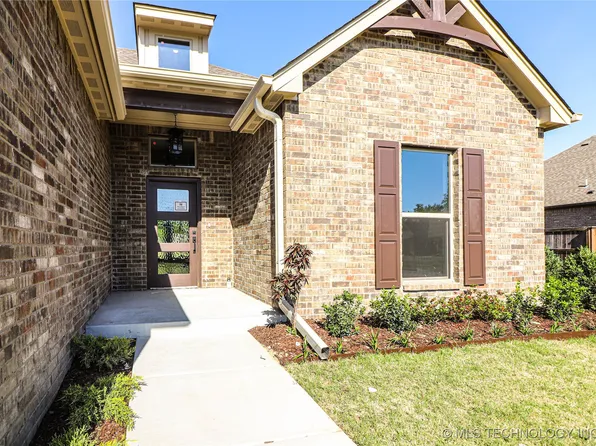 1440 Mabelle Dr, Sapulpa, OK 74066