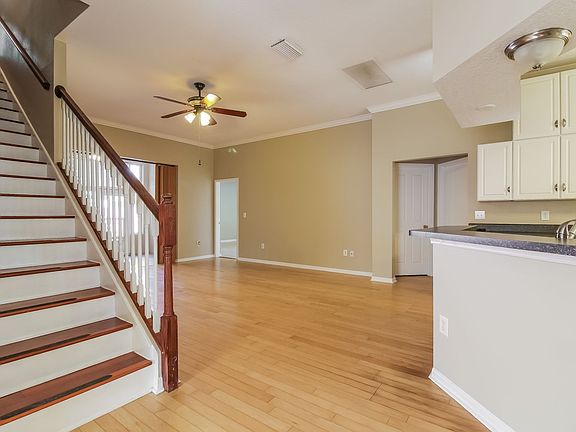5th image of 14923 Redcliff Dr
