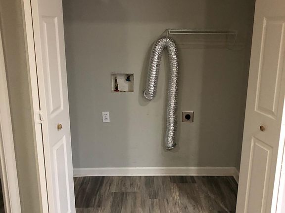 5th image of 8473 Florida Blvd APT E4