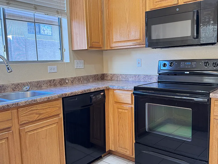 40533 N Acadia Ct — Photo 8