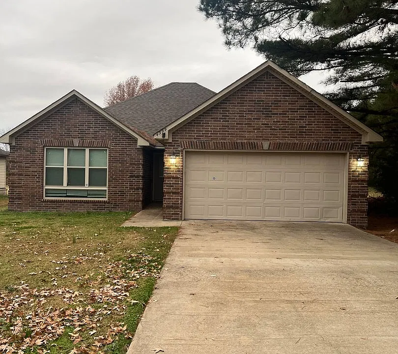 4399 Richardson Dr