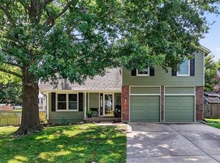 15739 Horton Ln, Overland Park, KS 66223
